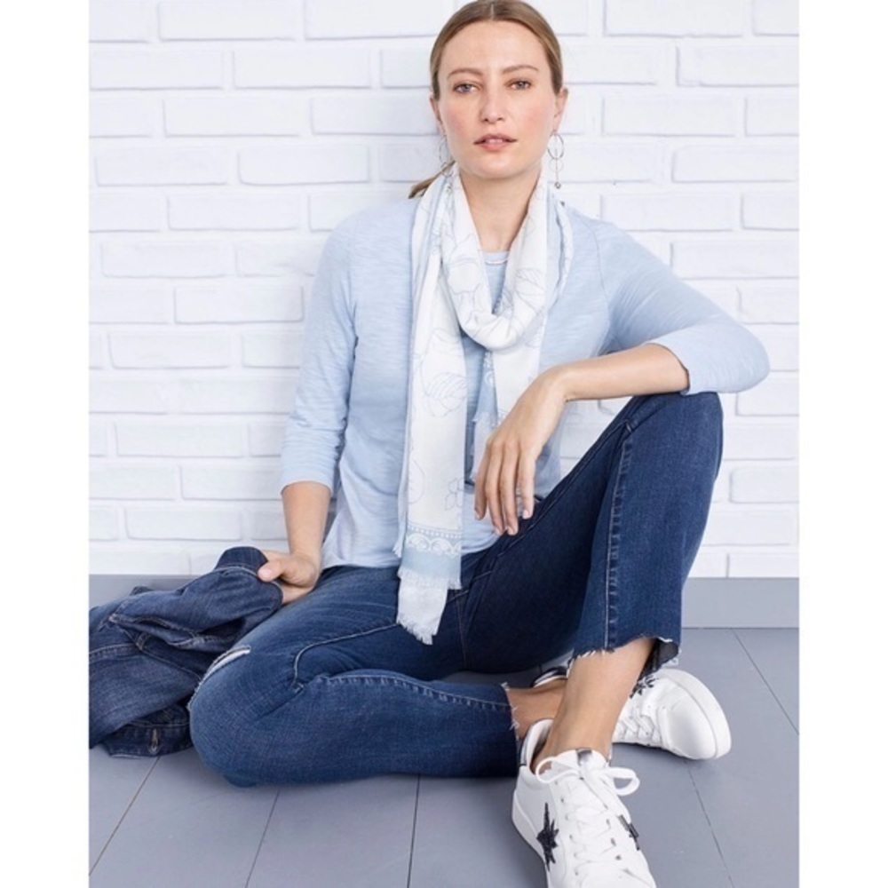 So Slimming Girlfriend Slim Leg Ankle Distressed Basic Denim Stretch Jeans - Picture 3 of 3